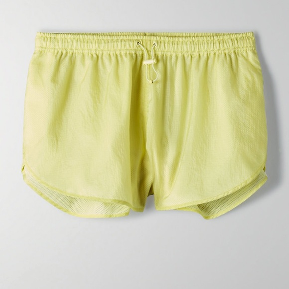 TNA dume shorts 🎾 - Picture 2 of 4